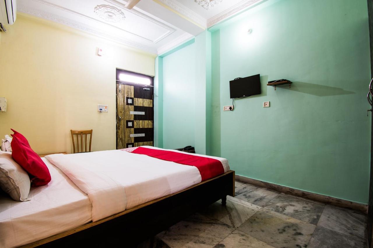 Oyo 24087 Viraj Hotel Danapur Δωμάτιο φωτογραφία